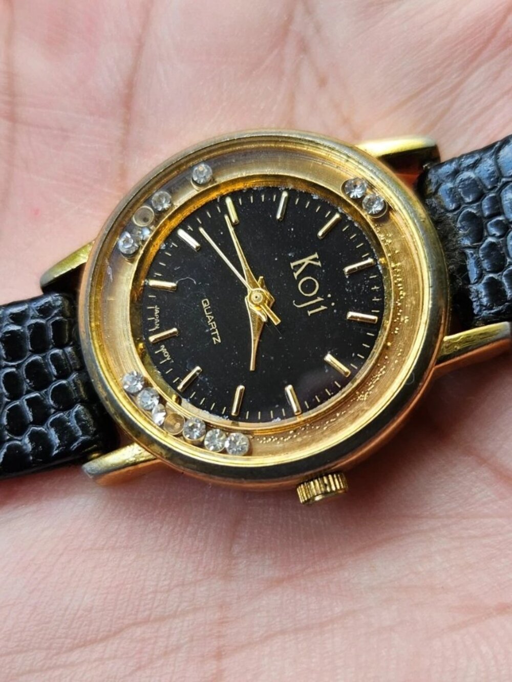 Vintage Koji Women Wristwatch Gold Tone Case Black Genuine Leather Strap Watch